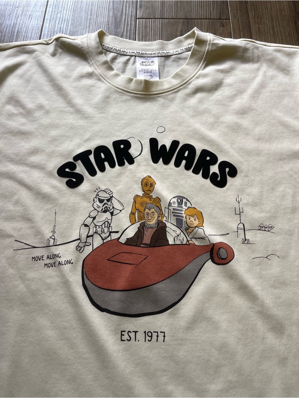 Disney Star Wars Cream Graphic Tee - Picture 7 of 10